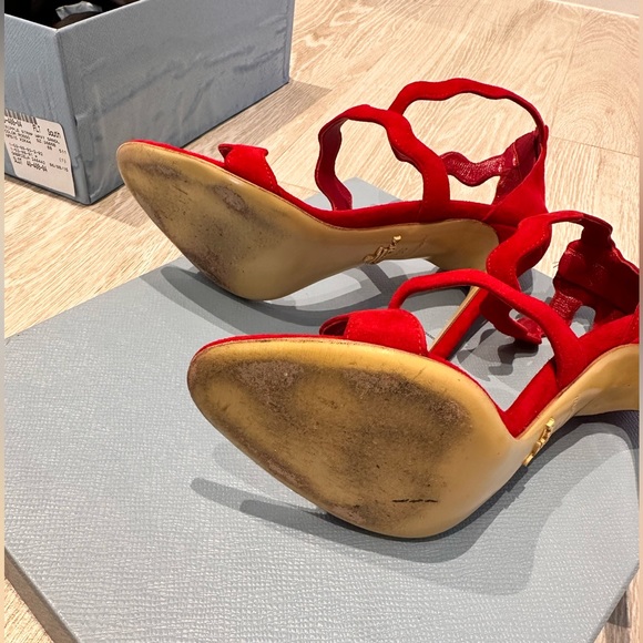 Prada Red Suede Scalloped Heels Size 36 - Picture 4 of 6